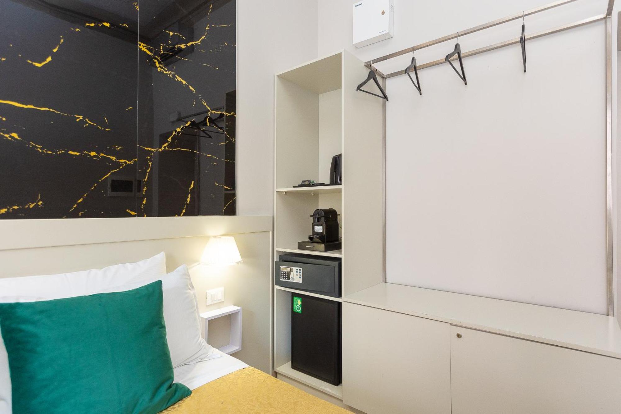 Iron Cityaus Termini Rome Luaran gambar